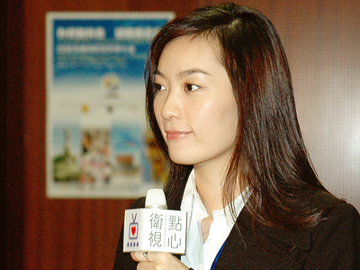 During the press conference of the 2008 ICSEMIS, Dim Sum TV reporter Guo Lu was the only overseas media correspondent selected to ask a question.