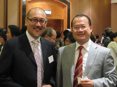 不少新聞界的朋友出席酒會，中華總商會會長蔡冠深先生就是其中一位。