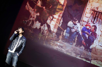 尹子維為觀眾唱出他的新歌“瞬間初夏”，背景是拍攝《登綠珠三角》時的情景。他主張回饋大自然，生命才得以延續。