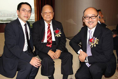 由左至右：龐俊怡先生，前全國人大常委曾憲梓先生，司徒傑先生。