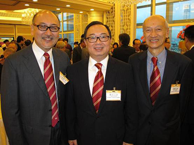 由左至右：司徒傑先生，中總常務會董、當選立法會議員廖長江先生，中總當然會董黃慶年先生。